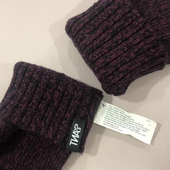 TNA glove - size 0/S - Picture 3 of 3